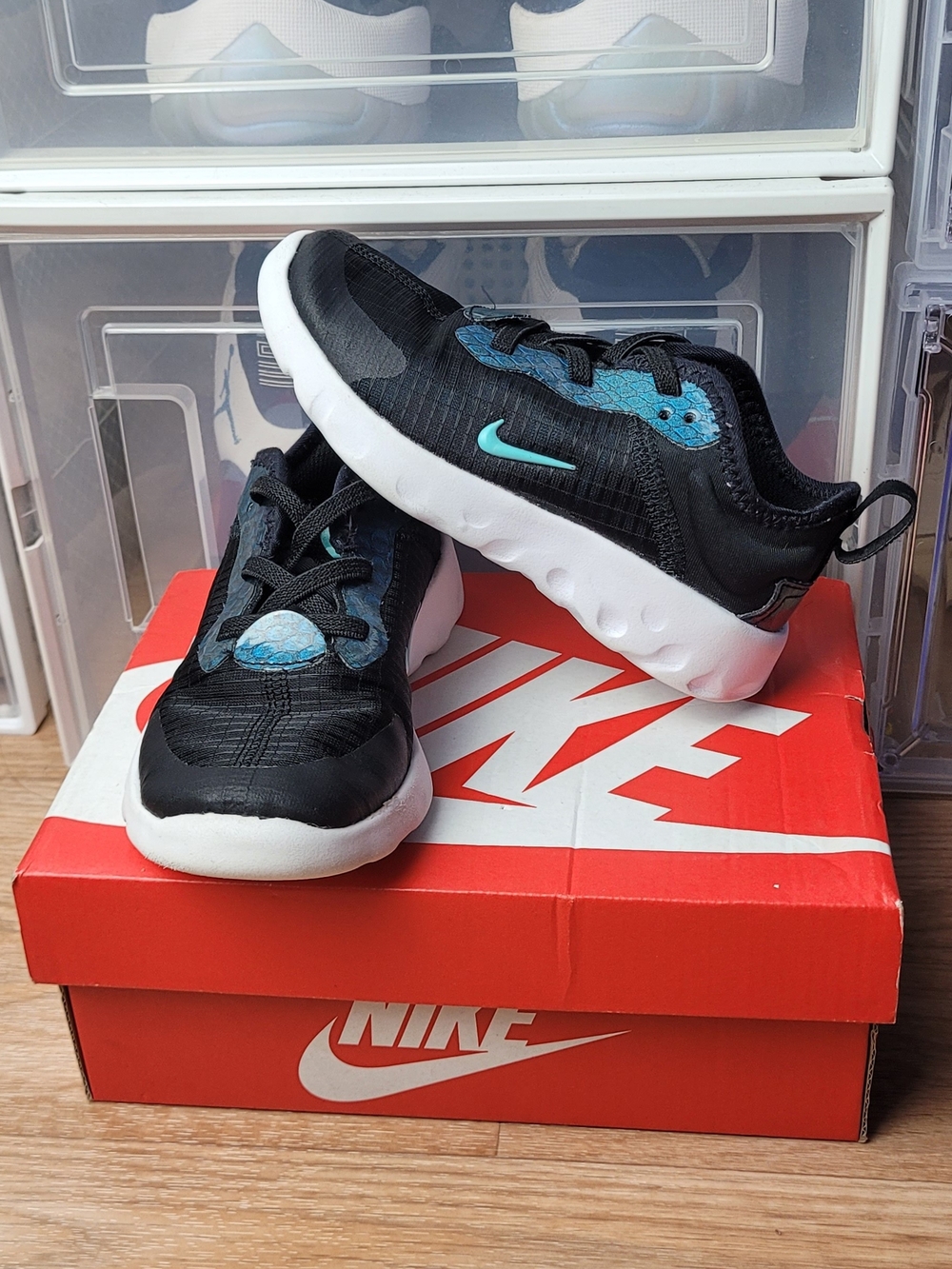 NWB Nike CQ4275-001 Lucent Baby Dragon Toddler Shoes Sneaker Black Teal Size 9C